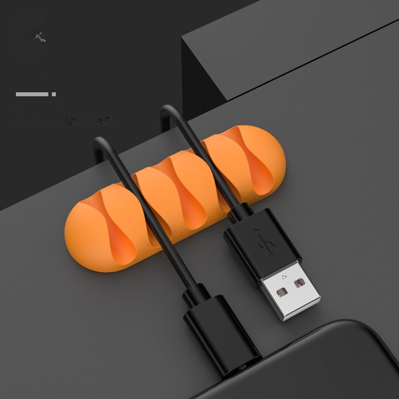 תופסן כבלים לשולחן – הפתרון האלגנטי לסדר מושלם בעמדת עבודה